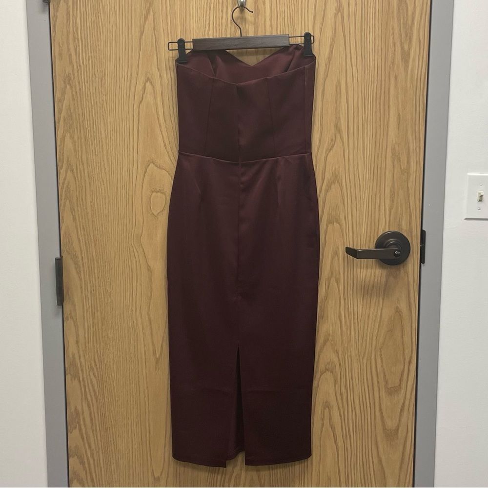 Elagia Burgundy Dark Red Silk Satin Strapless Sweetheart Midi Dress - Picture 3 of 7